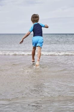 Color Kids Funktions T-Shirt Kurzarm Shirt Atmungsaktiv -Kindermode – Einfach machen. COLORKIDS SS22 005 1280x1280