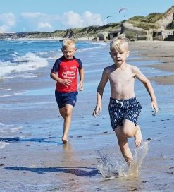 Color Kids Beach Shorts Badehose SVØMME Badeshorts -Kindermode – Einfach machen. badehose shorts kinder blau 3 1280x1280 1