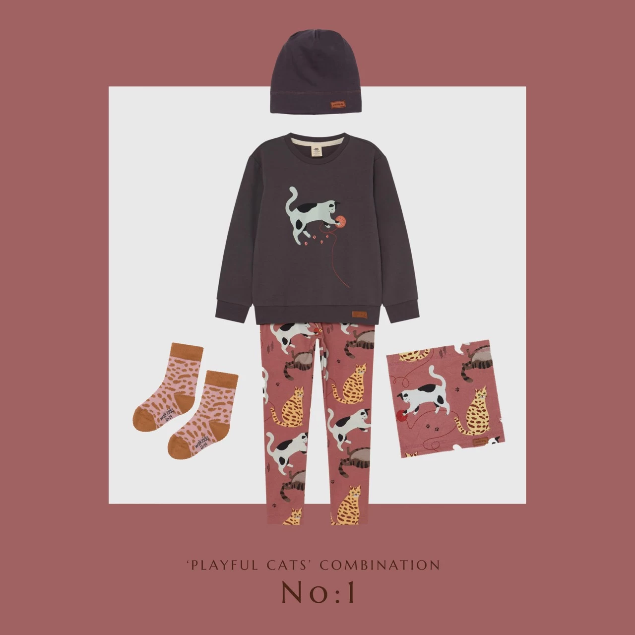 Walkiddy Mädchen Loop Playful Cats Darkrose Katzen Biobaumwolle 5 Walkiddy Mädchen Loop Playful Cats Darkrose Katzen Biobaumwolle – Bild 3